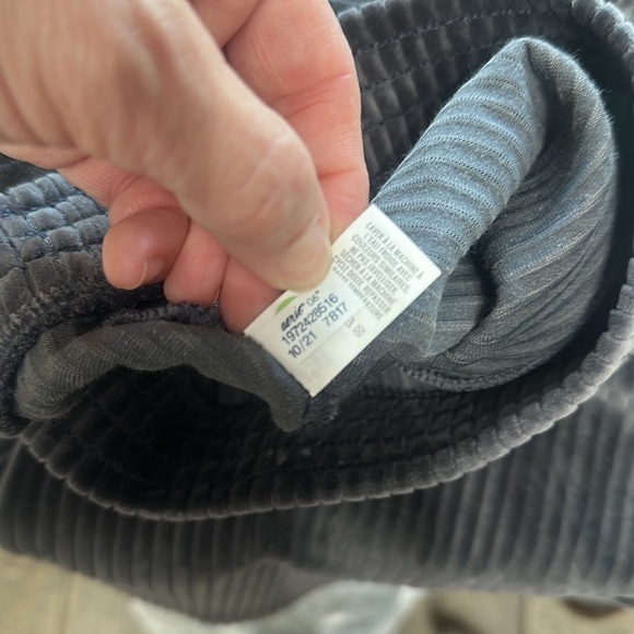 Aerie gray ribbed flare pants size small long. NWT. - Picture 13 of 13